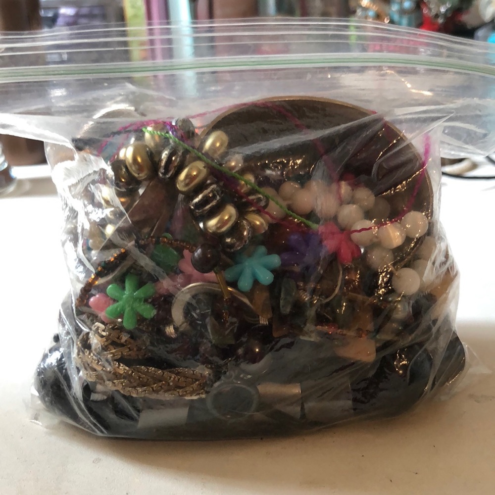 Mystery bag of jewelry